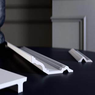 Плинтус потолочный Glanzepol GPL-13