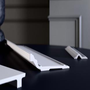 Плинтус потолочный Glanzepol GPL-15