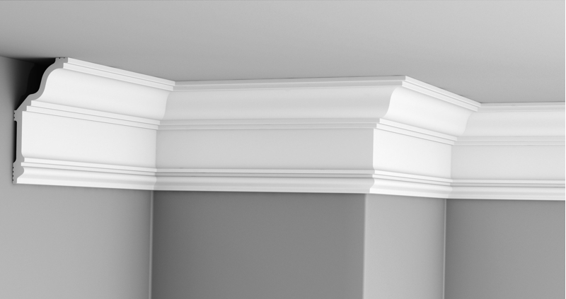 Плинтус потолочный ударопрочный Glanzepol GPD-51 LED