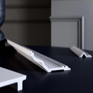 Плинтус потолочный ударопрочный Glanzepol GPD-51 LED