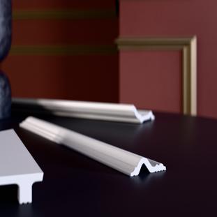 Молдинг ударопрочный Glanzepol GPD-23