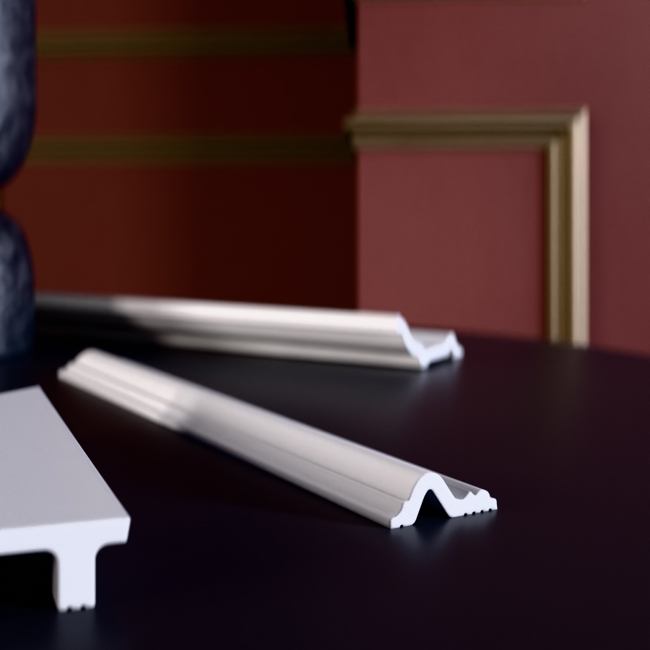 Молдинг ударопрочный Glanzepol GPD-23